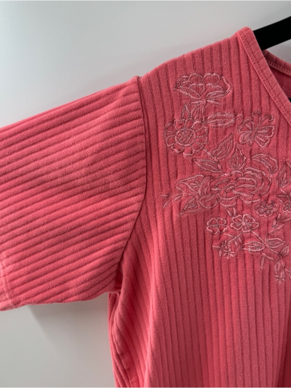 Main Street Y2K Pink Embroidered Top – Women’s XL - Picture 4 of 7
